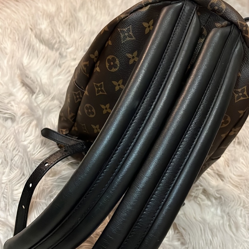 Authentic Louis Vuitton Monogram backpack - Picture 3 of 5